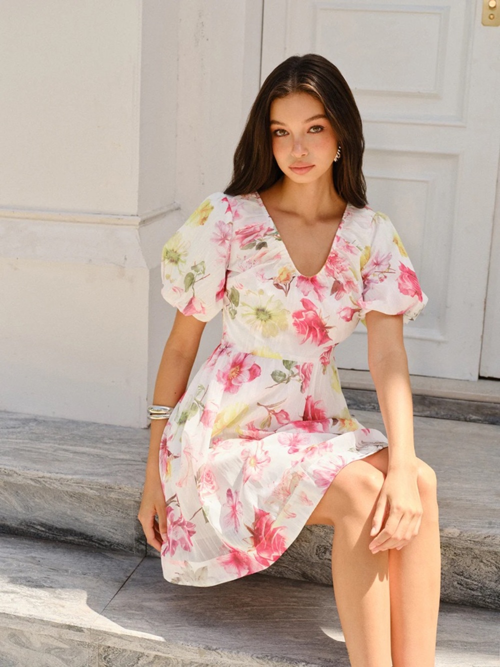 45 Floral Print Puff Sleeve Dress